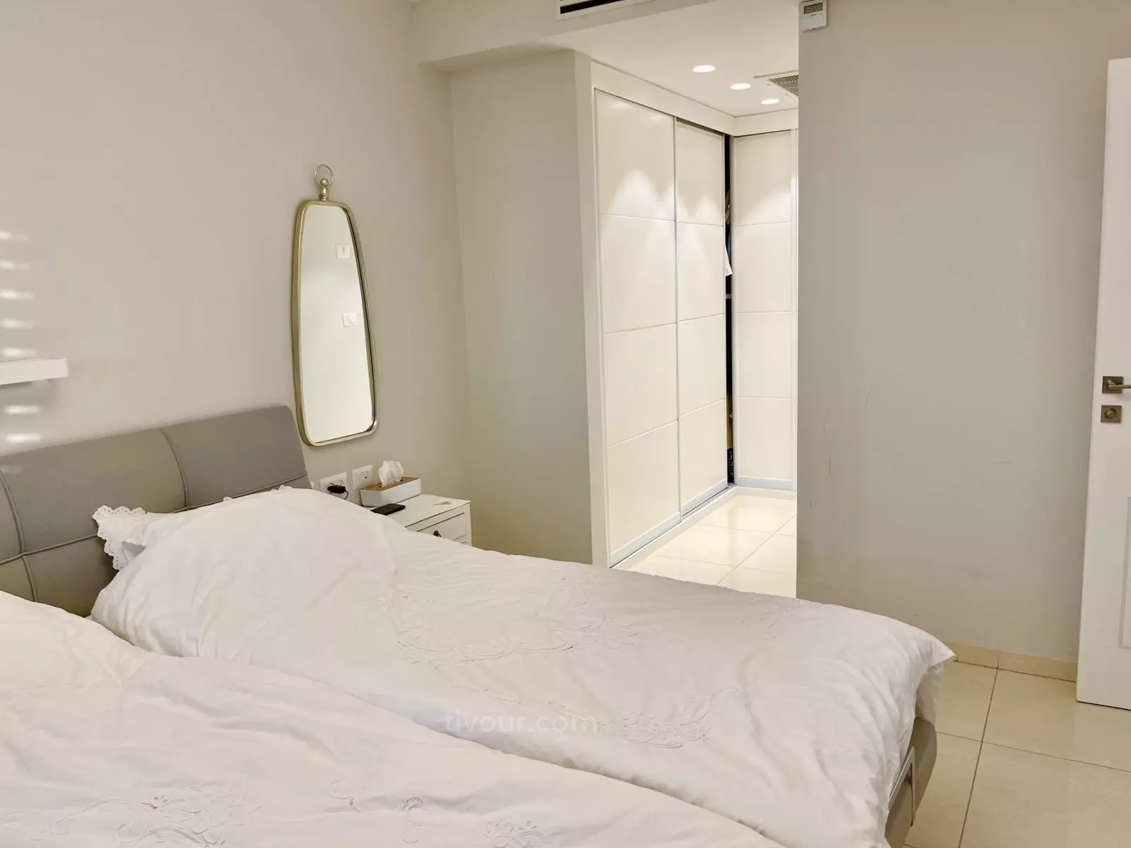 Apartamento 5 cômodos Ashdod Marina 210-IBL-2078