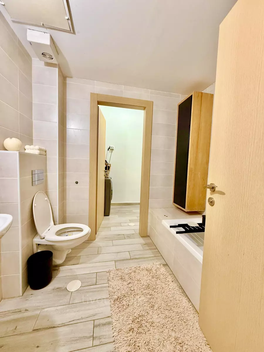 Apartamento 5 cômodos Ashdod À beira-mar 210-IBL-2097