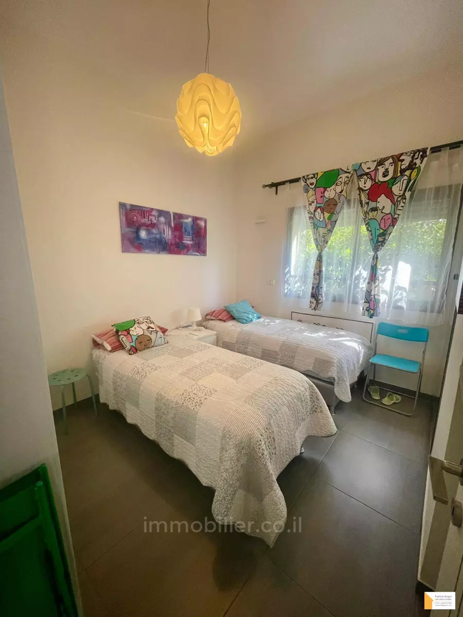 Apartamento 3 cômodos Tel Aviv Região marítima 232-IBL-3882