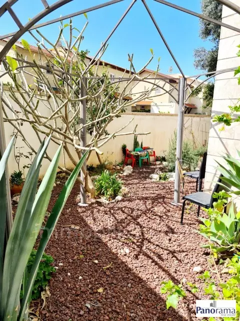 Apartamento garden 5 cômodos Ascalão Afridar