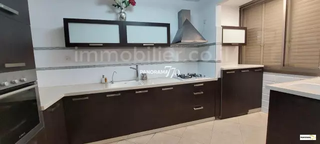 Apartamento 4 cômodos Ascalão Barnea