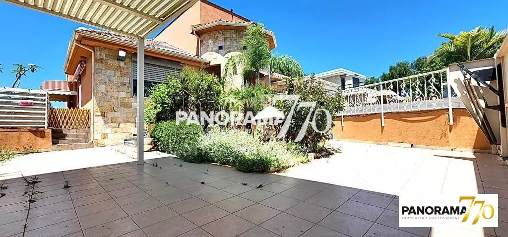 Casarão 6 cômodos Ascalão Ascalão 233-IBL-1456