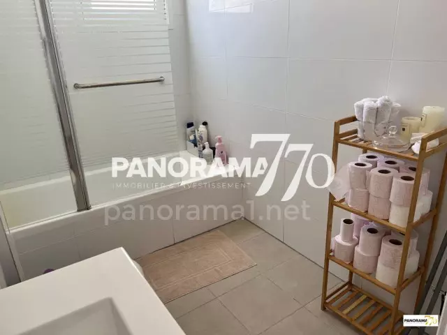 Apartamento 4 cômodos Ascalão Barnea