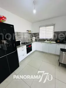 Apartamento 3 cômodos Ascalão Barnea