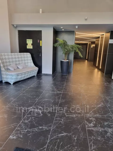 Apartamento 5 cômodos Tel Aviv Neve Ofer