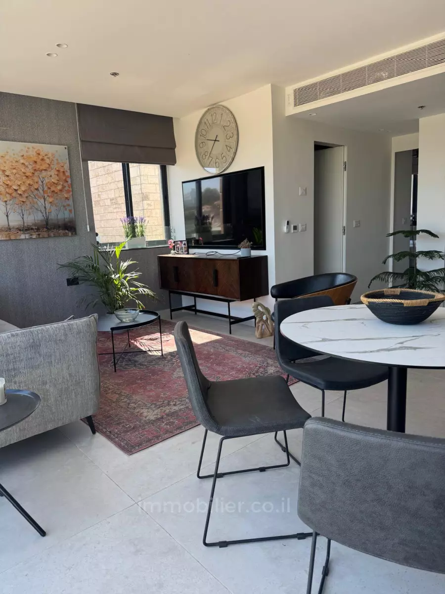 Apartamento 3 cômodos Jerusalém Kiryat Shmuel 245-IBL-1938