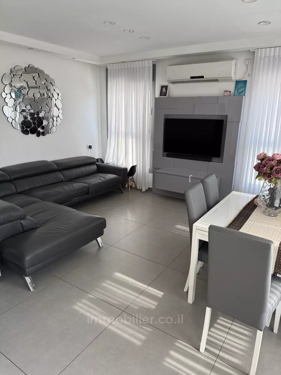 Cobertura 5 cômodos Eilat Bairro dos Hotéis 288-IBL-212