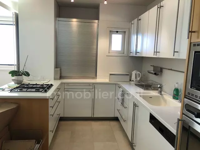 Apartamento 4 cômodos Tel Aviv Centro da cidade