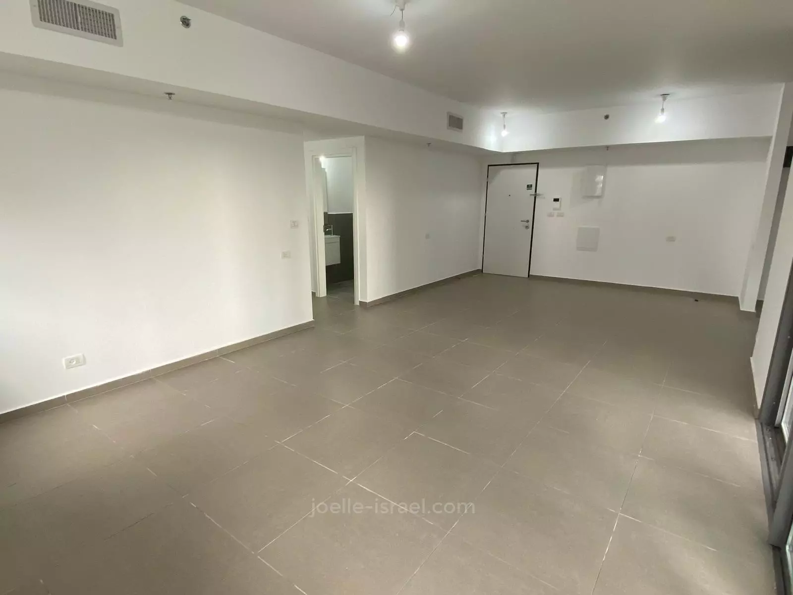 Apartamento 4 cômodos Netanya Agamim 316-IBL-1771