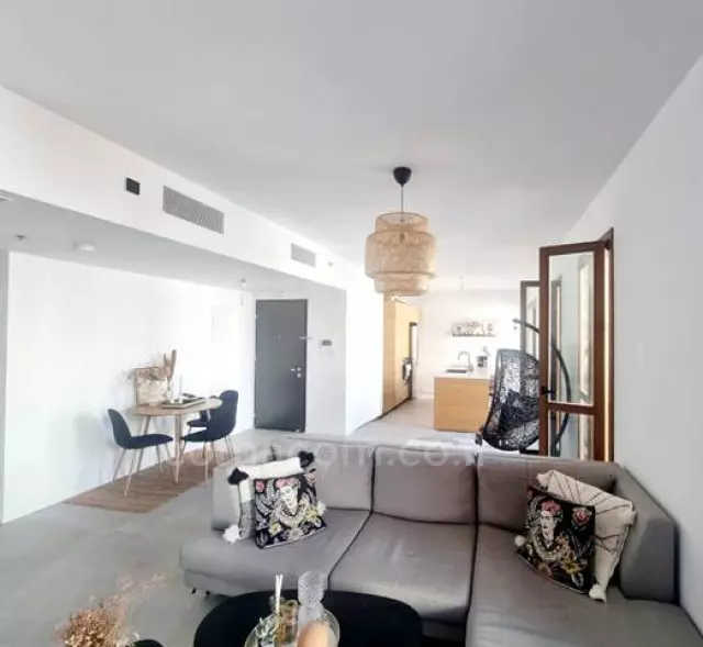 Apartamento 3 cômodos Tel Aviv Kerem Hatemanim