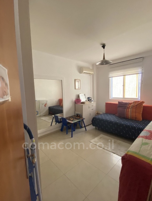 Venda Apartamento garden Kiryat gat