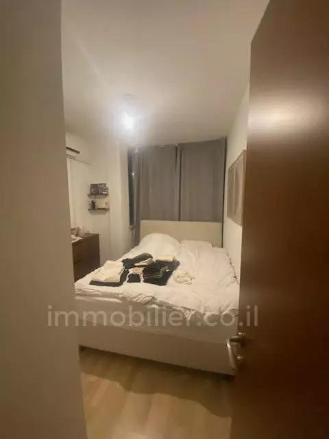 Apartamento 3 cômodos Tel Aviv Dizengof 342-IBL-6871
