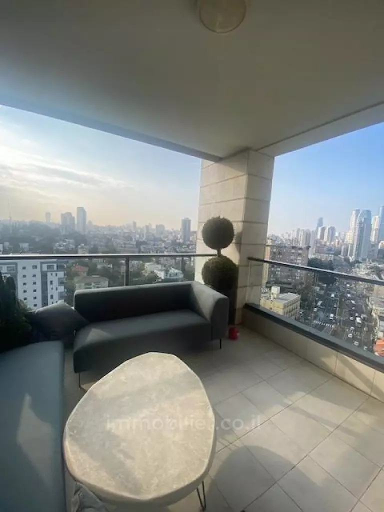 Apartamento 3.5 cômodos Ramat Gan Rue Jabotinski 342-IBL-6882