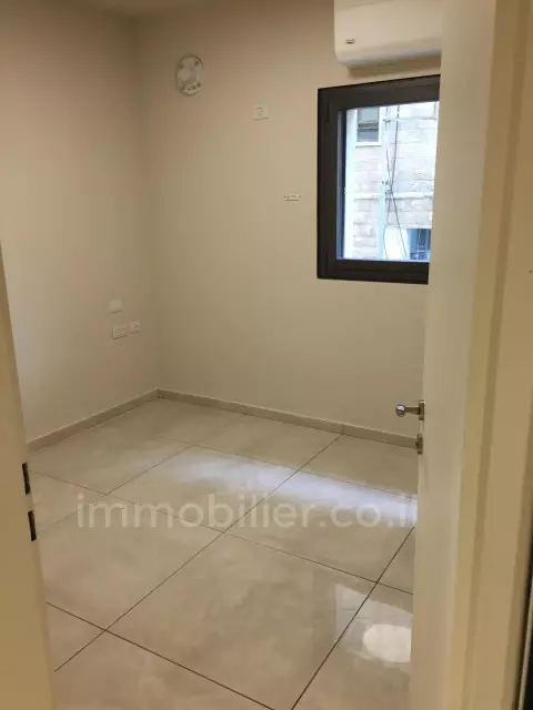 Apartamento 2 cômodos Jerusalém Centro da cidade