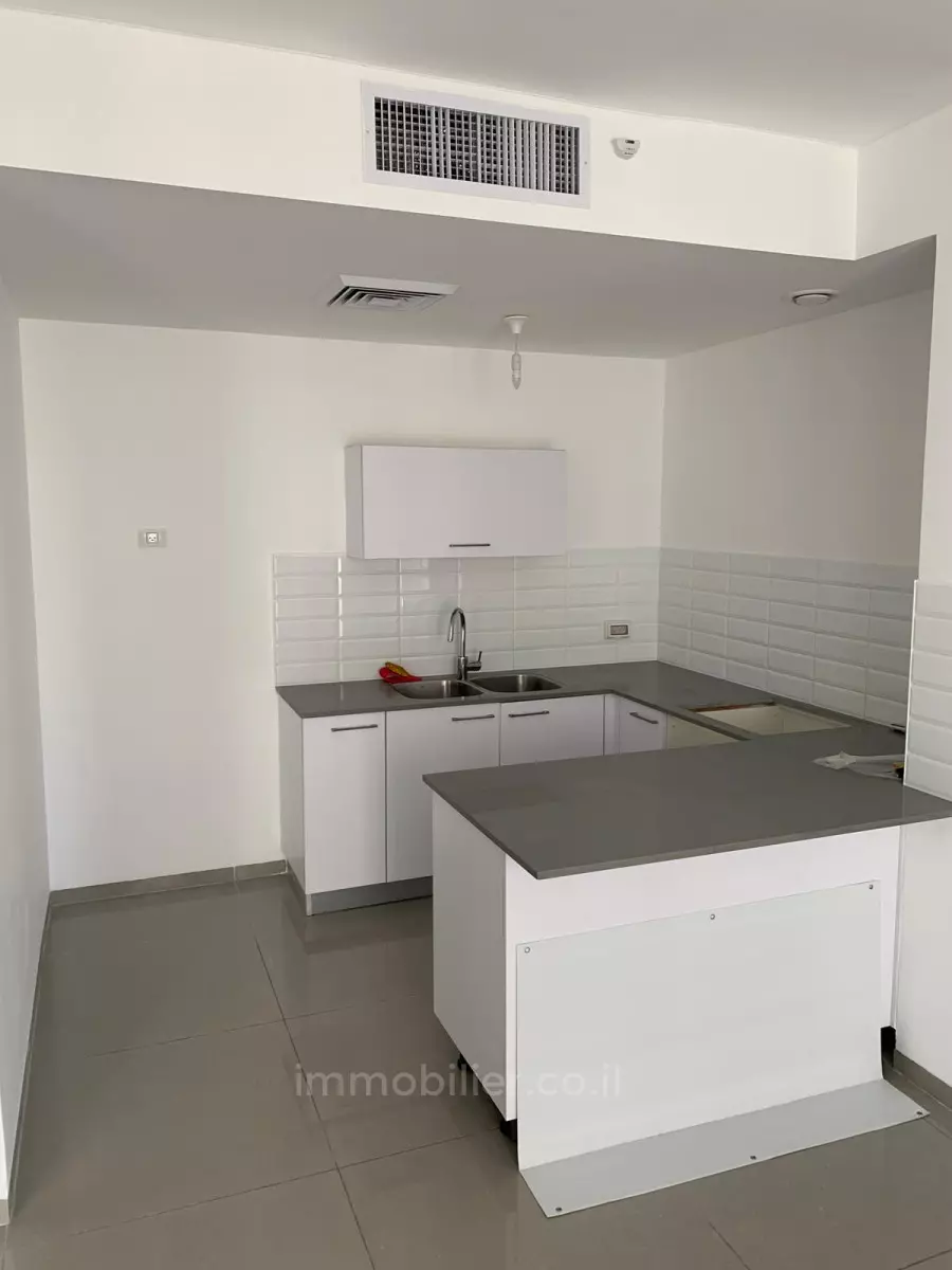 Apartamento 2 cômodos Jerusalém Centro da cidade 424-IBL-338
