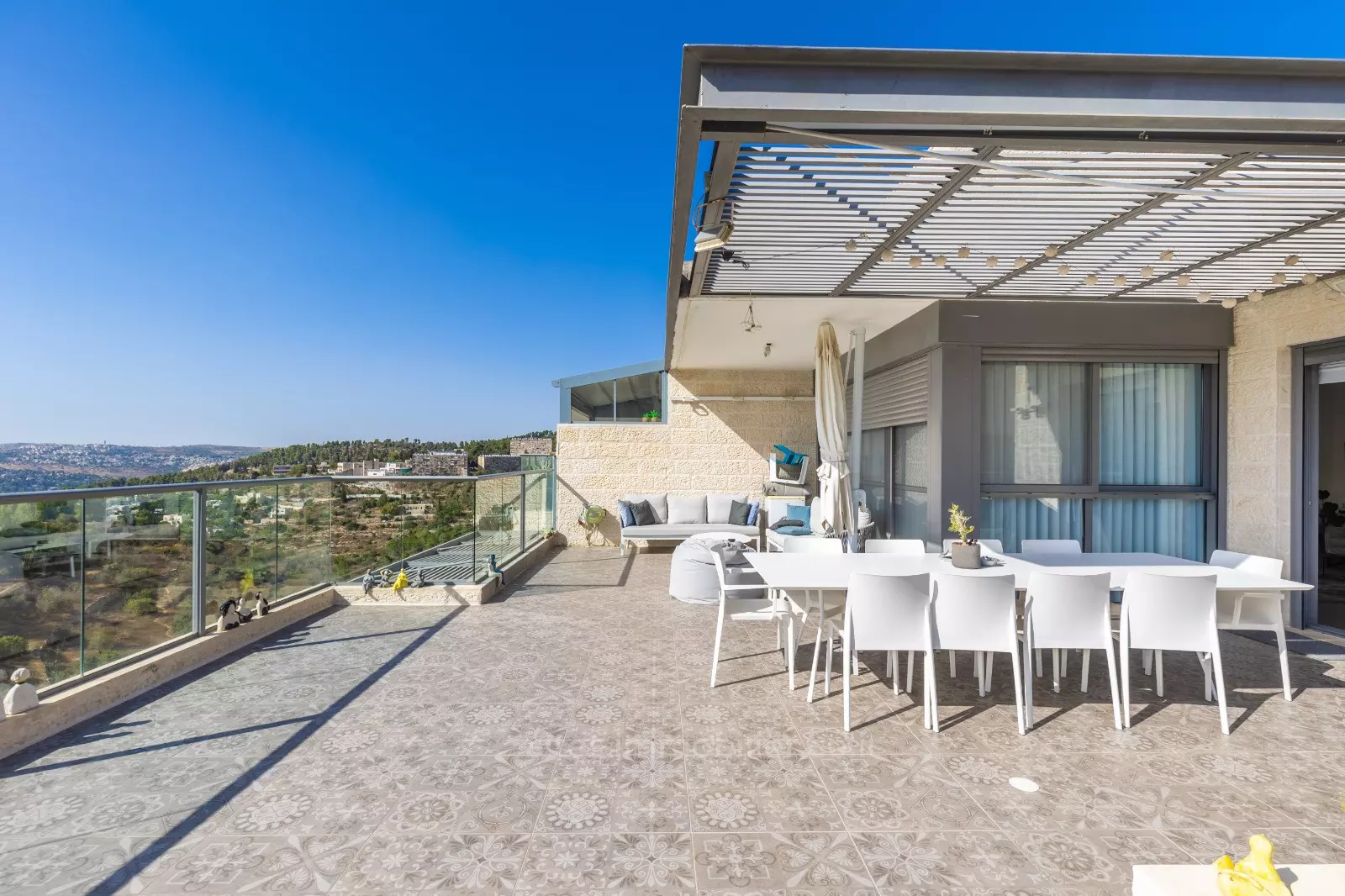 Cobertura 4 cômodos Jerusalém Ein Kerem 457-IBL-1287