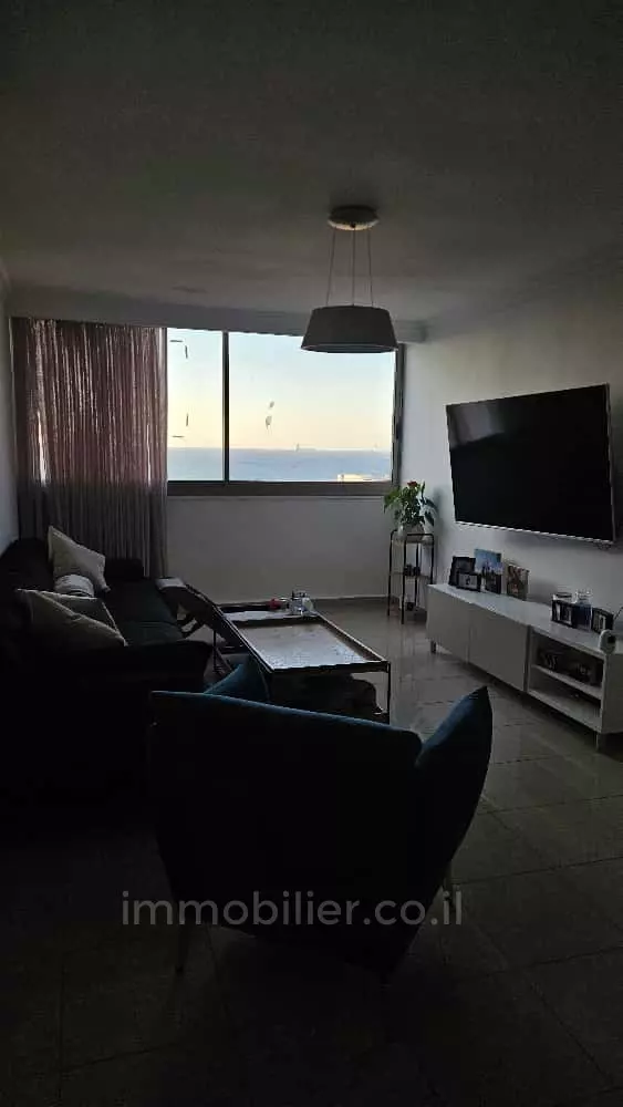 Apartamento 4 cômodos Ashdod Yud Alef 511-IBL-1789