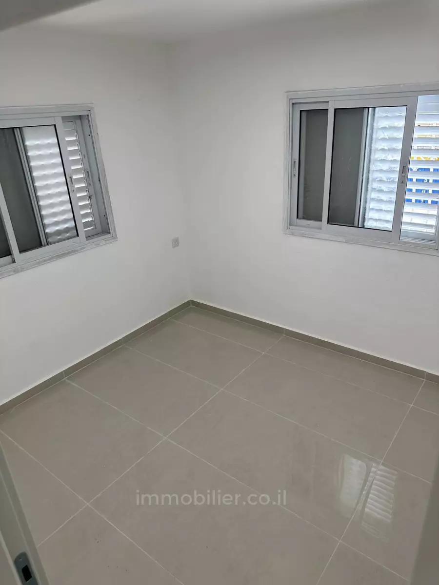 Apartamento 4.5 cômodos Ashdod Guimel 511-IBL-1799
