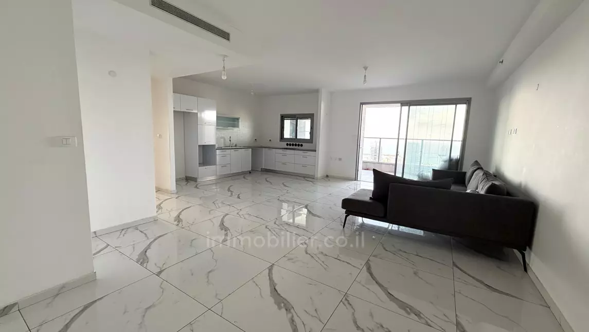 Apartamento 5 cômodos Ashdod Mar 511-IBL-1816