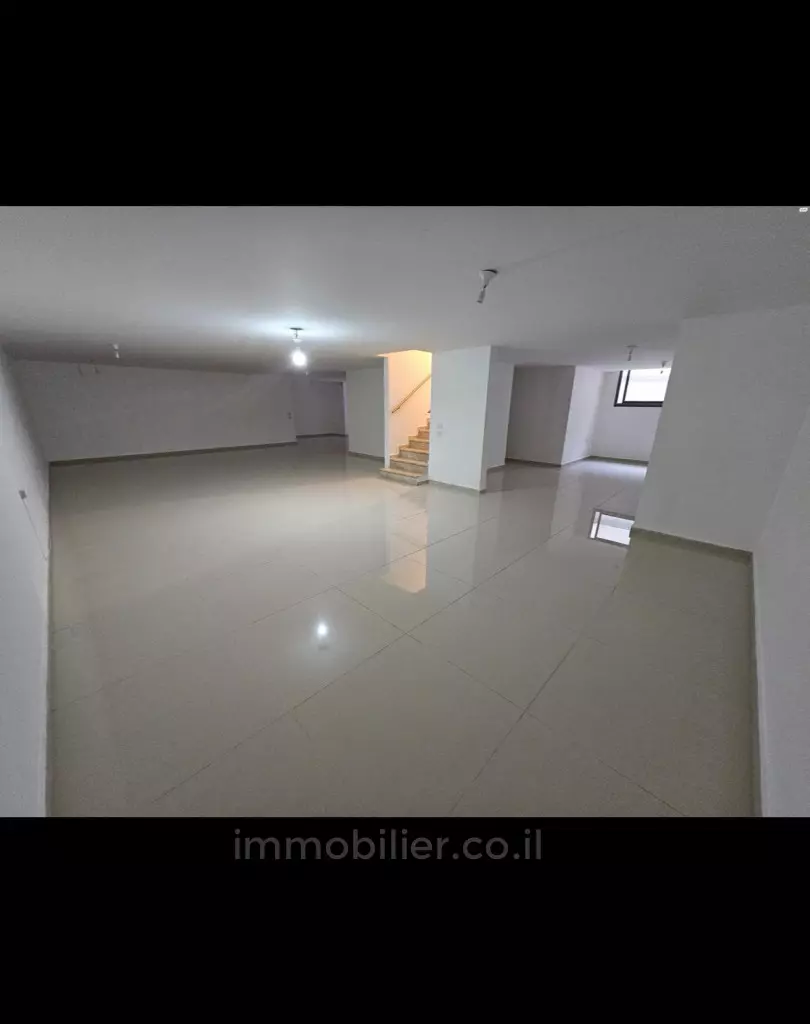 Apartamento garden 7 cômodos Ashdod Marina 511-IBL-1817