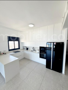 Venda Apartamento Bat yam