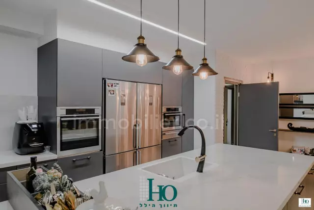 Apartamento 5 cômodos Ascalão Barnea