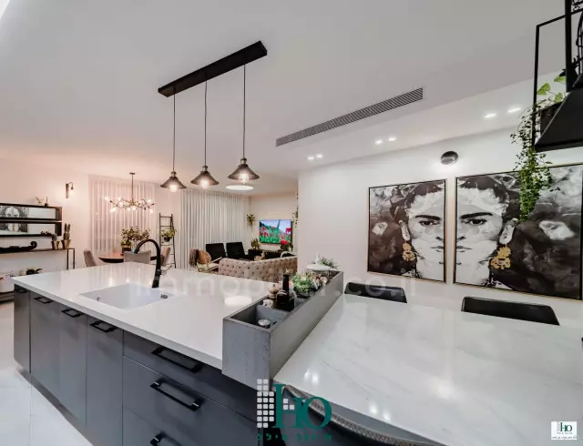 Apartamento 5 cômodos Ascalão Barnea