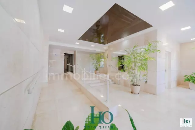 Apartamento 5 cômodos Ascalão Afridar