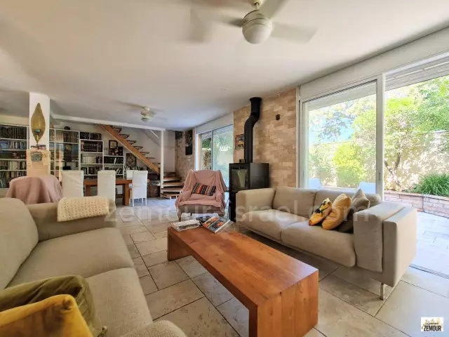 Casa de campo 5.5 cômodos Raanana Est