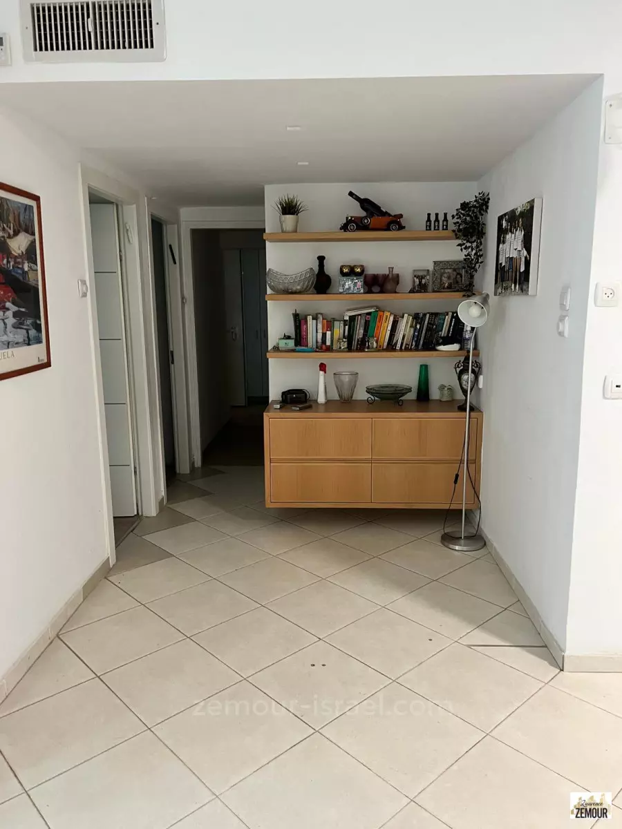 Apartamento 4 cômodos Raanana Kiryat David Remez 60-IBL-1346