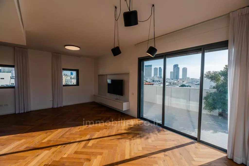 Apartamento 5 cômodos Tel Aviv Kerem Hatemanim 627-IBL-32