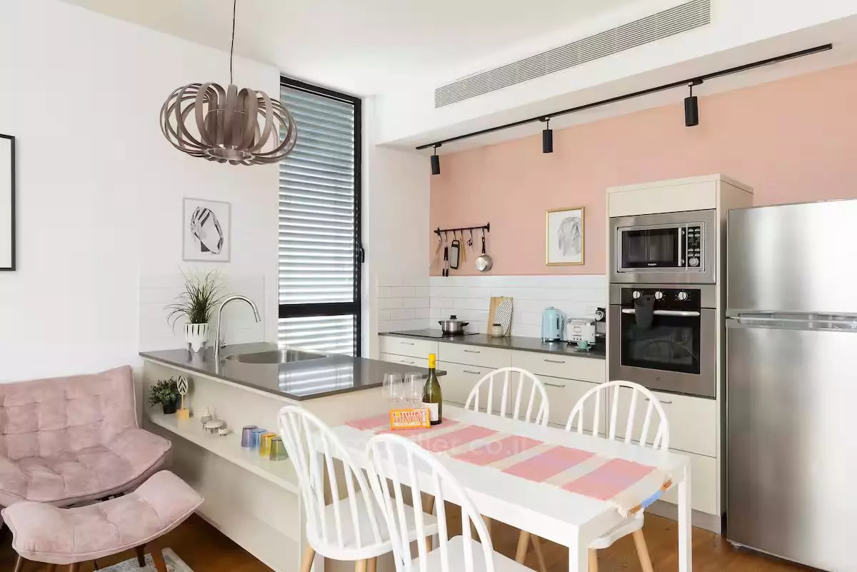 Apartamento 3 cômodos Tel Aviv Lev Tel-Aviv 828-IBL-183