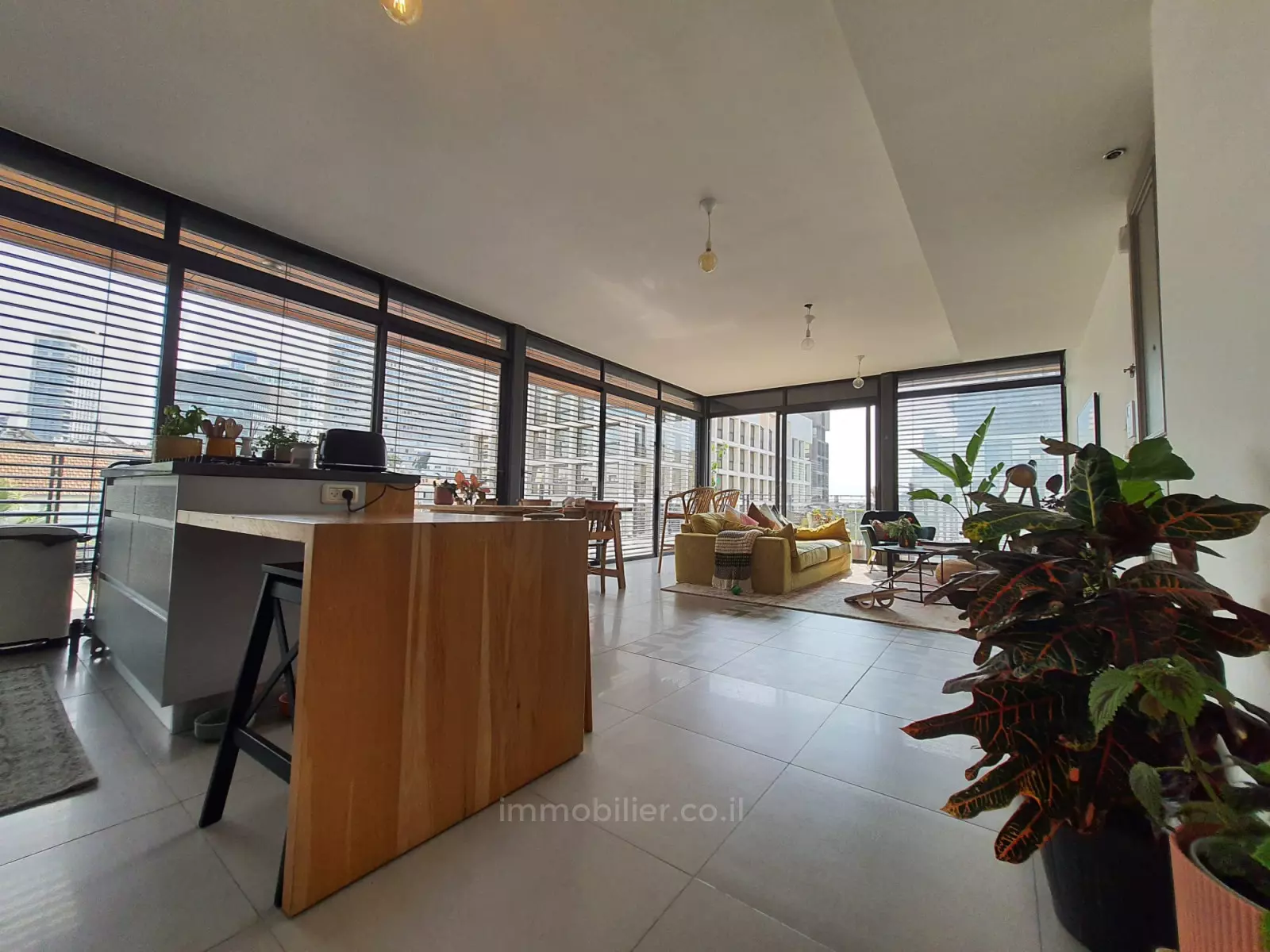 Apartamento 4 cômodos Tel Aviv Neve Tsedek 828-IBL-85