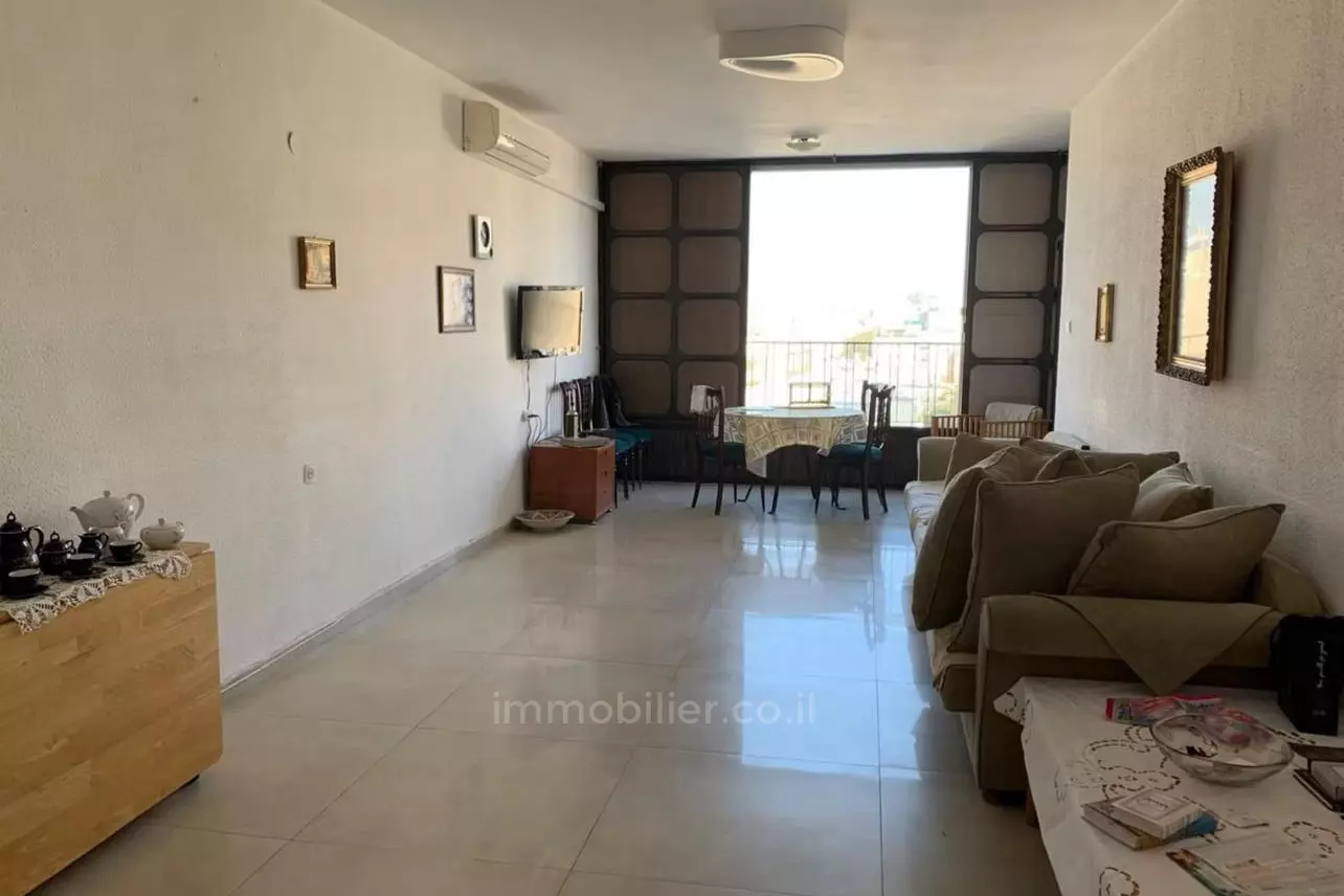 Apartamento 4 cômodos Bat yam Bat yam 828-IBL-99