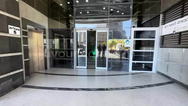 Офисные помещения 3 комнат Ashdod City