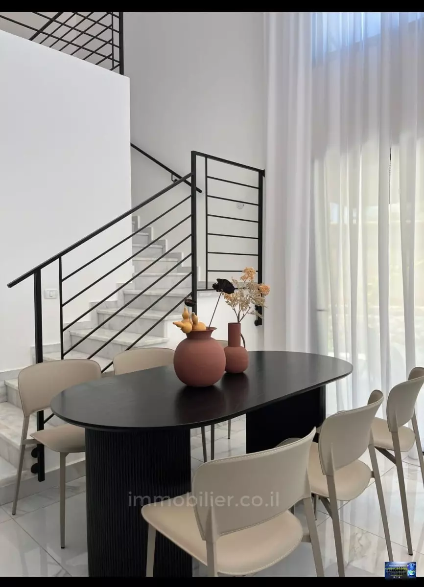 Коттедж 5 комнат Eilat Tsofit Tahtit 288-IBL-485