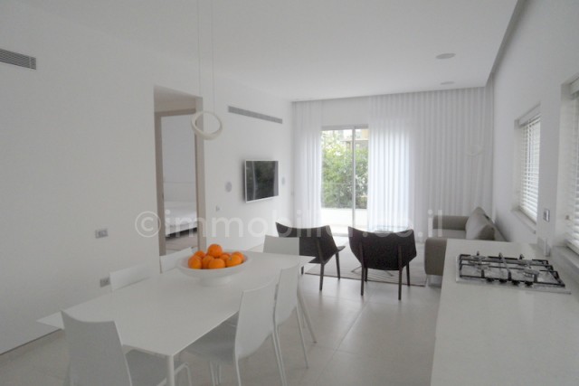 Продажа Квартира Tel Aviv