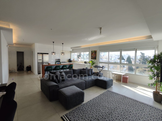 Продажа Квартира Bat yam