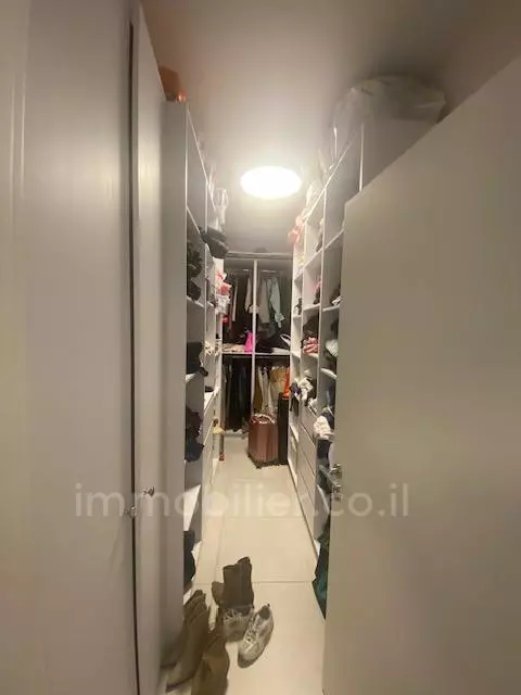 Квартира 3.5 комнат Ramat Gan Rue Jabotinski 342-IBL-6882