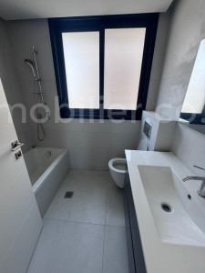 Продажа Квартира Tel Aviv