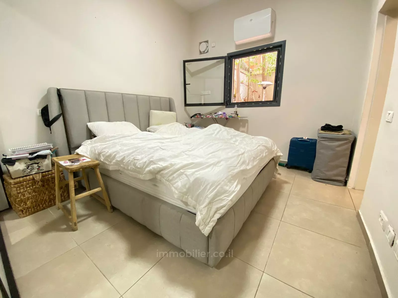 С выходом в сад 2 комнат Tel Aviv Florentine 457-IBL-1563