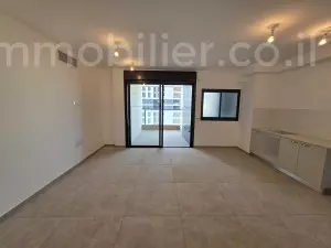 Квартира 3 комнат Tel Aviv Ramat Hahayal