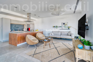 Продажа Квартира Tel Aviv