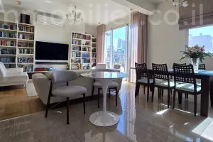 Продажа Квартира Tel Aviv